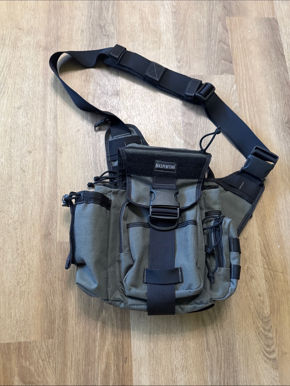 Max Edition Men's  Messenger Sling Bag with Black Accents